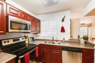 Photo #5: 6056599 Listing 