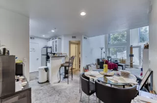 Photo #5: 6056710 Listing