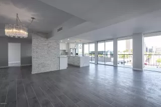 Photo #3: 6056748 Listing