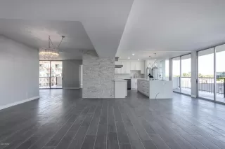 Photo #5: 6056748 Listing