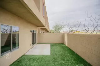 Photo #5: 6056882 Listing