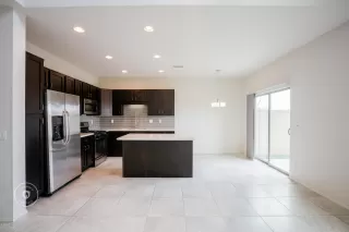 Photo #6: 6056882 Listing