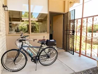 Photo #5: 6057141 Listing