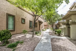 Photo #2: 6057225 Listing