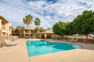 Photo #2: 6057383 Listing 