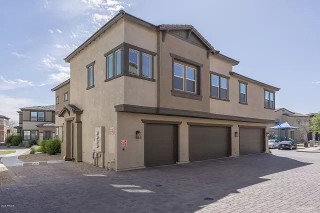 MLS: 6057468 Condo For Sale