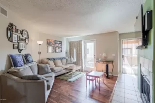 Photo #2: 6057553 Listing