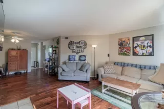 Photo #3: 6057553 Listing