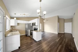 Photo #2: 6057587 Listing 