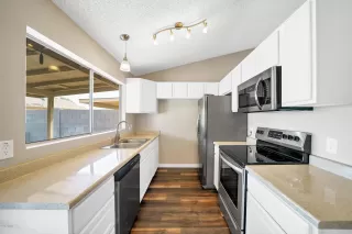 Photo #3: 6057587 Listing 