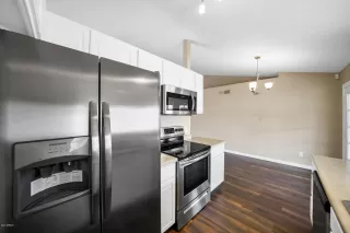 Photo #4: 6057587 Listing 