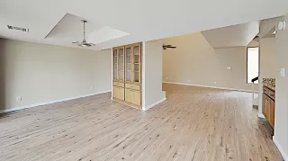 Photo #4: 6057609 Listing