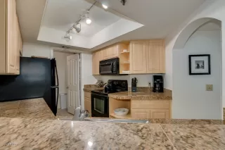 Photo #6: 6057627 Listing 