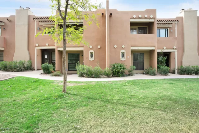 MLS: 6057753 Condo For Sale