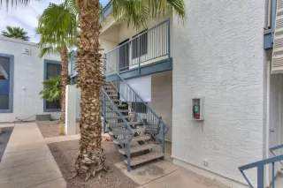 Photo #2: 6057778 Listing