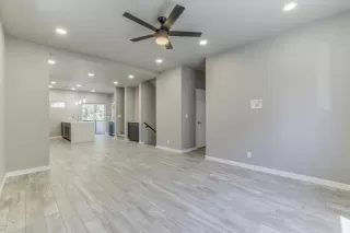 Photo #5: 6057878 Listing 