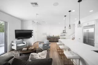 Photo #4: 6057887 Listing 