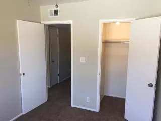 Photo #5: 6058002 Listing