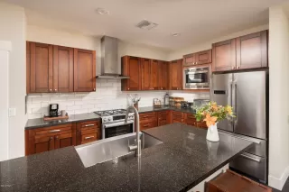 Photo #1: 6058162 Listing