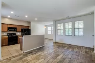 Photo #4: 6058261 Listing 