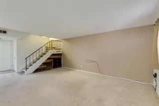 Photo #4: 6058275 Listing