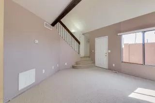 Photo #5: 6058326 Listing 