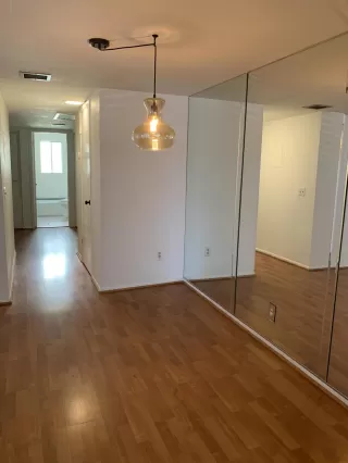 Photo #3: 6058519 Listing