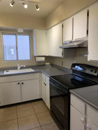 Photo #6: 6058519 Listing