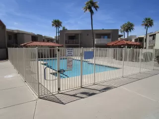 Photo #4: 6058551 Listing