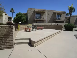 Photo #6: 6058551 Listing