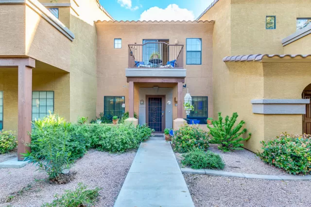 MLS: 6058631 Condo For Sale