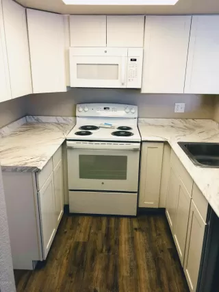 Photo #3: 6058693 Listing 