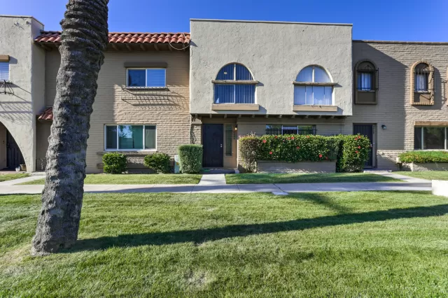 MLS: 6058707 Condo For Sale