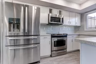 Photo #4: 6058707 Listing