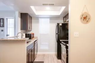 Photo #4: 6058966 Listing