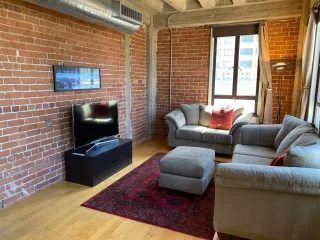 Photo #2: 6059120 Listing