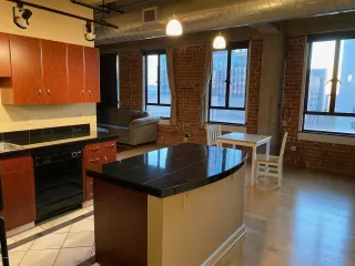 Photo #3: 6059120 Listing