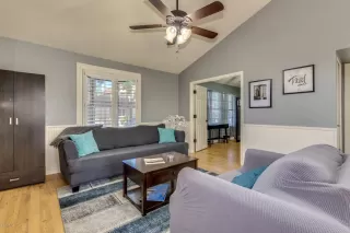 Photo #4: 6059144 Listing