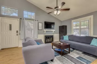 Photo #5: 6059144 Listing