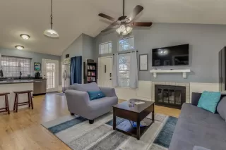 Photo #6: 6059144 Listing