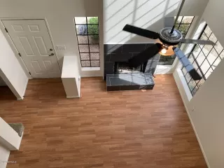 Photo #6: 6059200 Listing