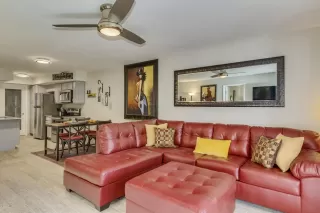 Photo #2: 6059240 Listing 