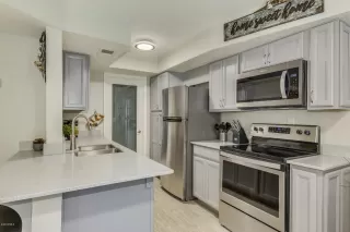 Photo #4: 6059240 Listing 