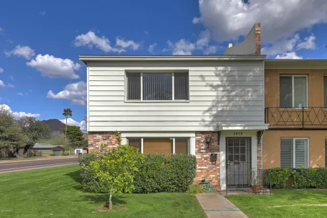 MLS: 6059341 Condo For Sale