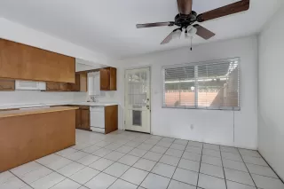 Photo #4: 6059341 Listing