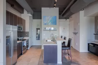 Photo #5: 6059606 Listing 