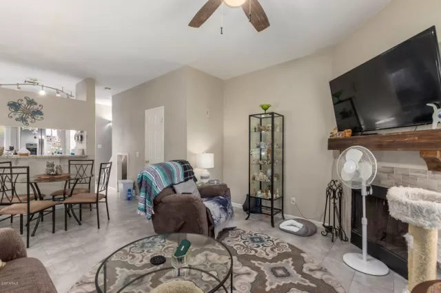 MLS: 6059673 Condo For Sale