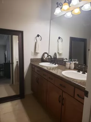 Photo #4: 6059910 Listing