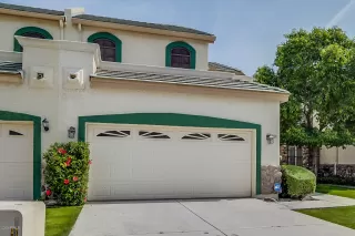 Photo #2: 6059922 Listing 