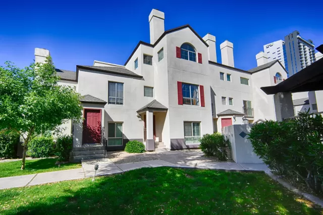 MLS: 6059948 Condo For Sale